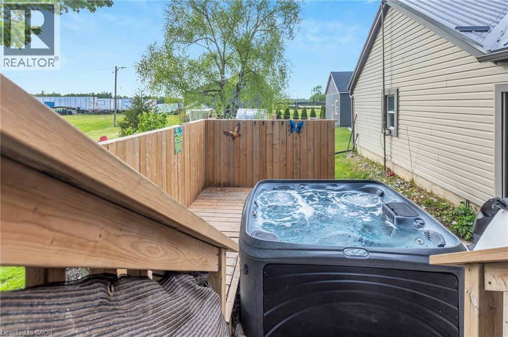 2373 HAZEN Road - 34