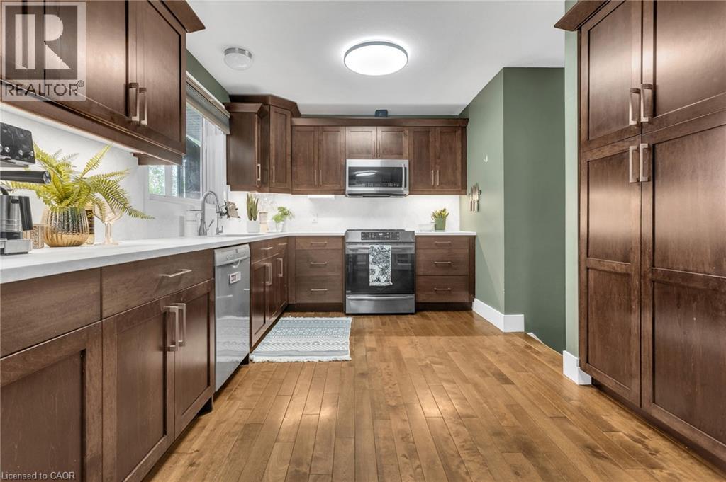 2373 HAZEN Road - 6