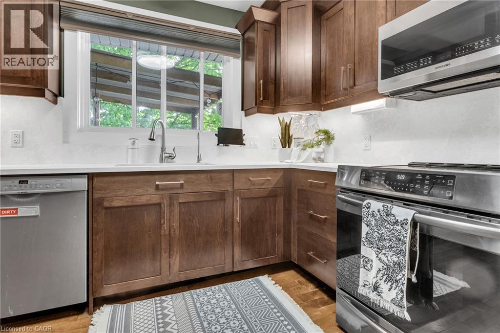 2373 HAZEN Road - 8