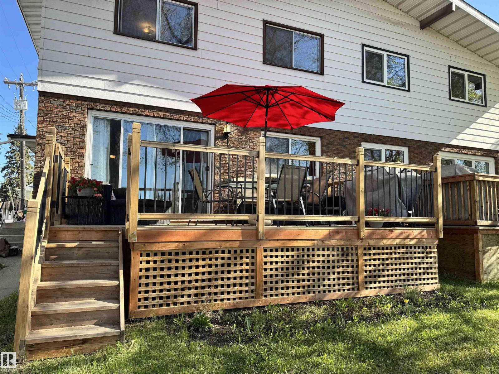 9324 80 AV NW - 43