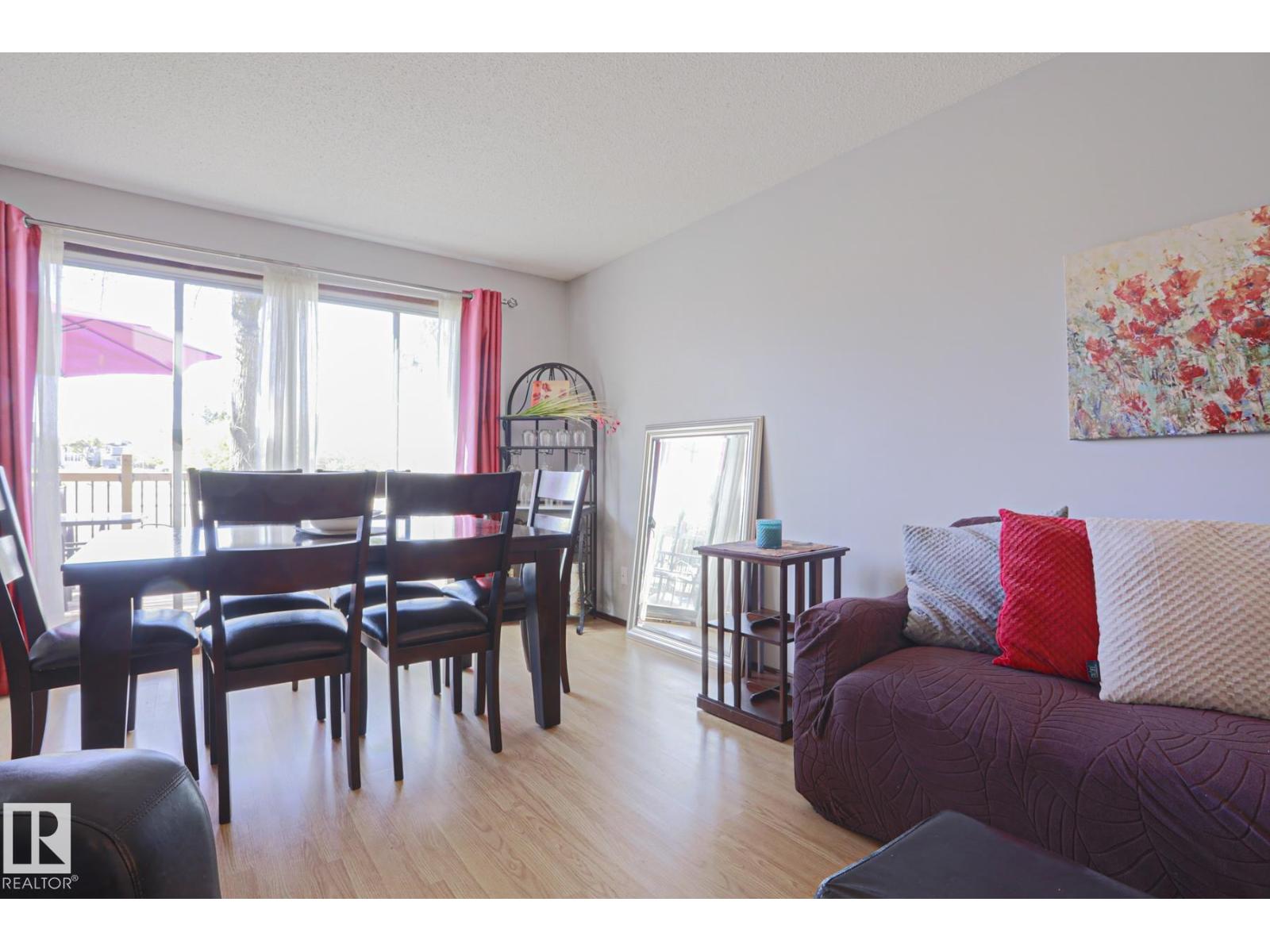 9324 80 AV NW - 7