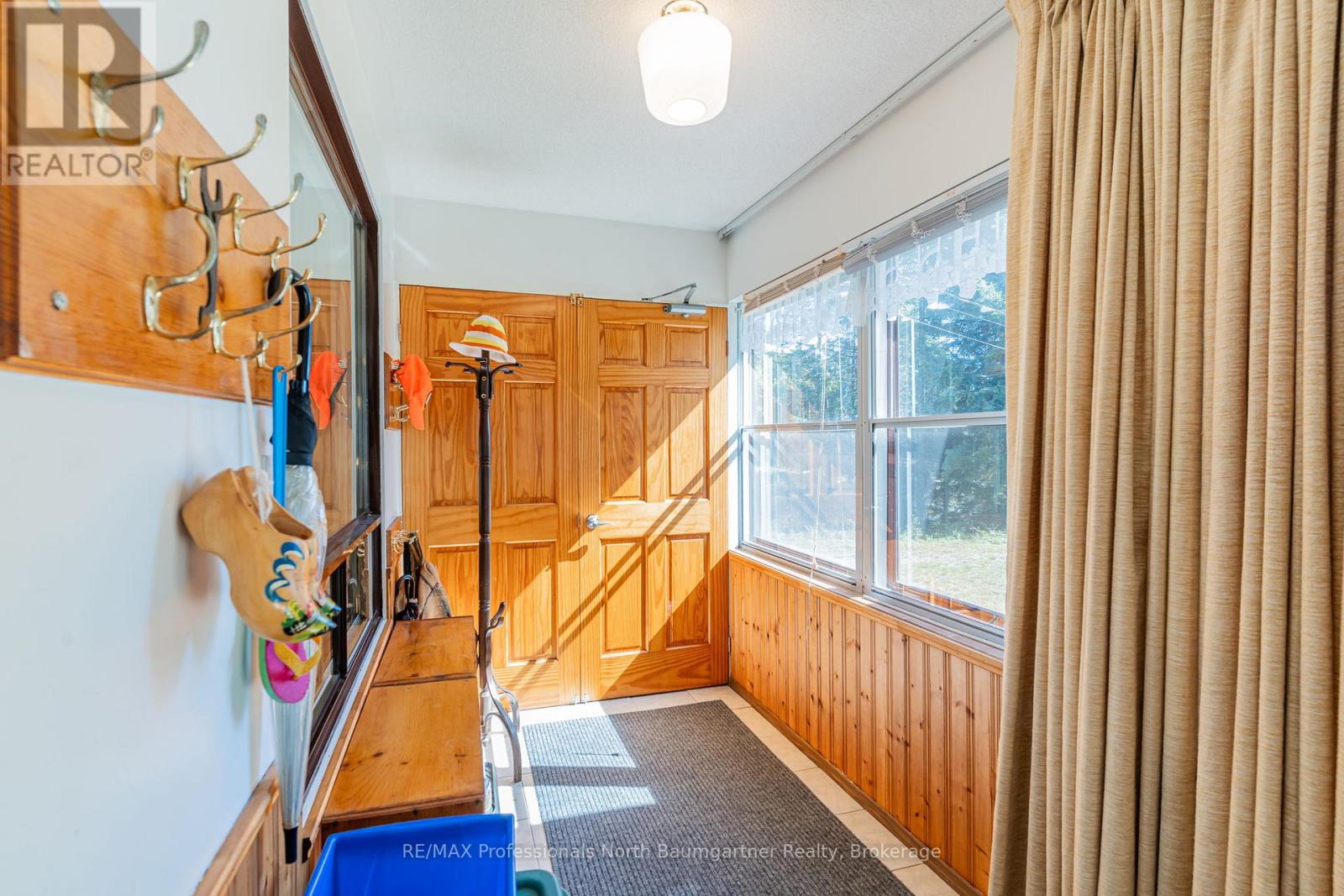 1566 WEST SETTLEMENT ROAD - 13
