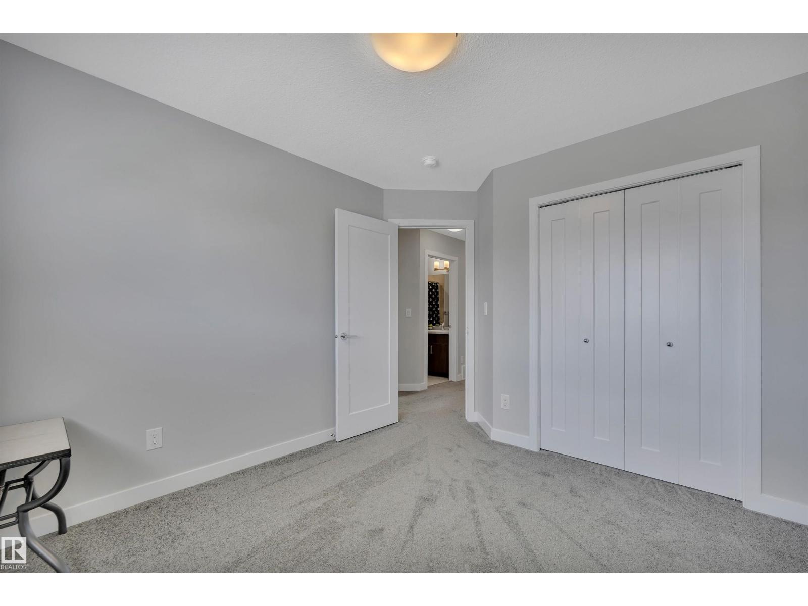 140 Kingsbury CI — photo 28