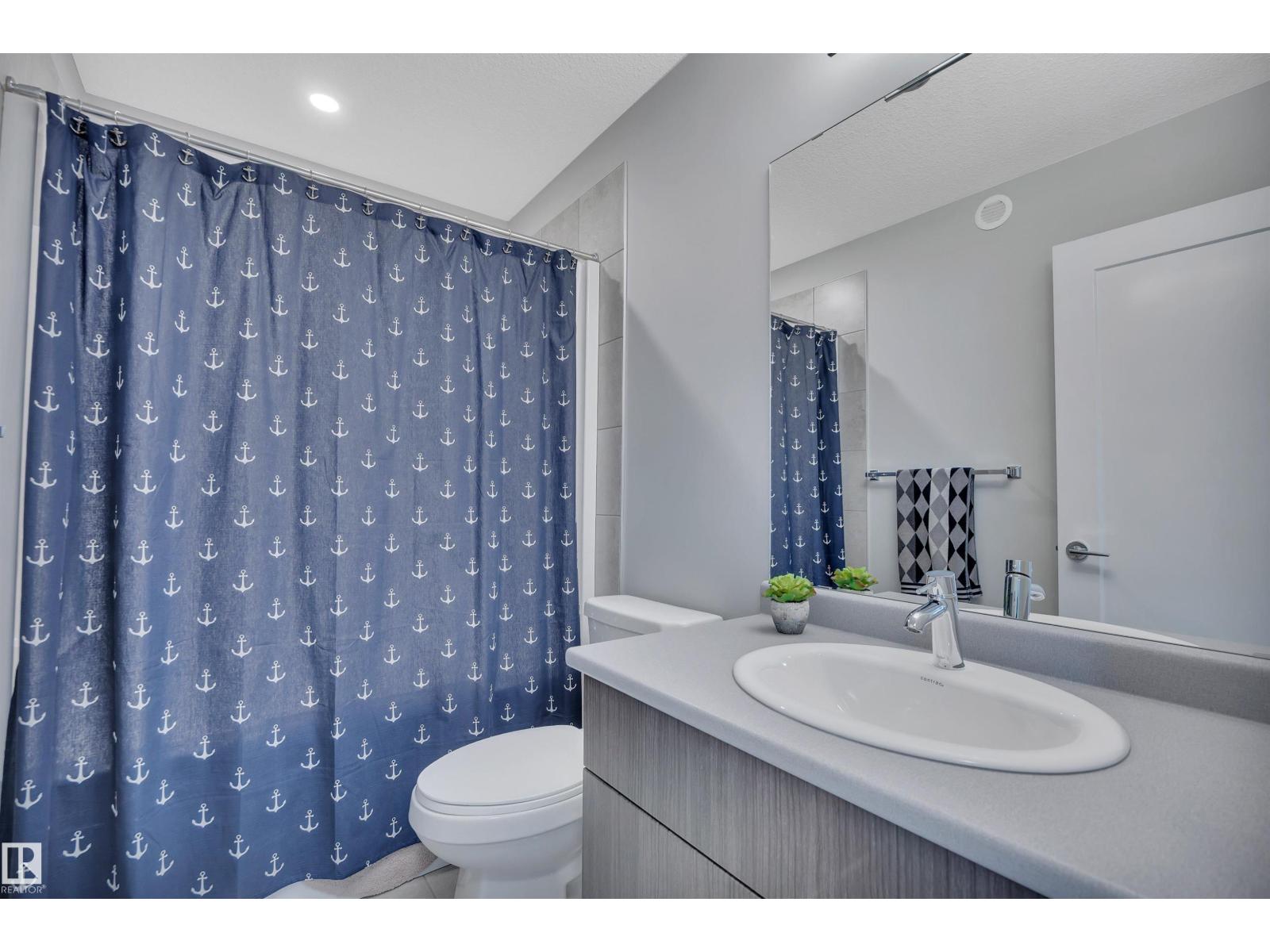 140 Kingsbury CI — photo 32