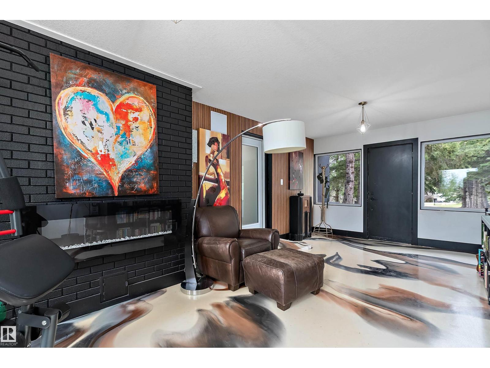 #113 53305 RGE ROAD 280 - 55