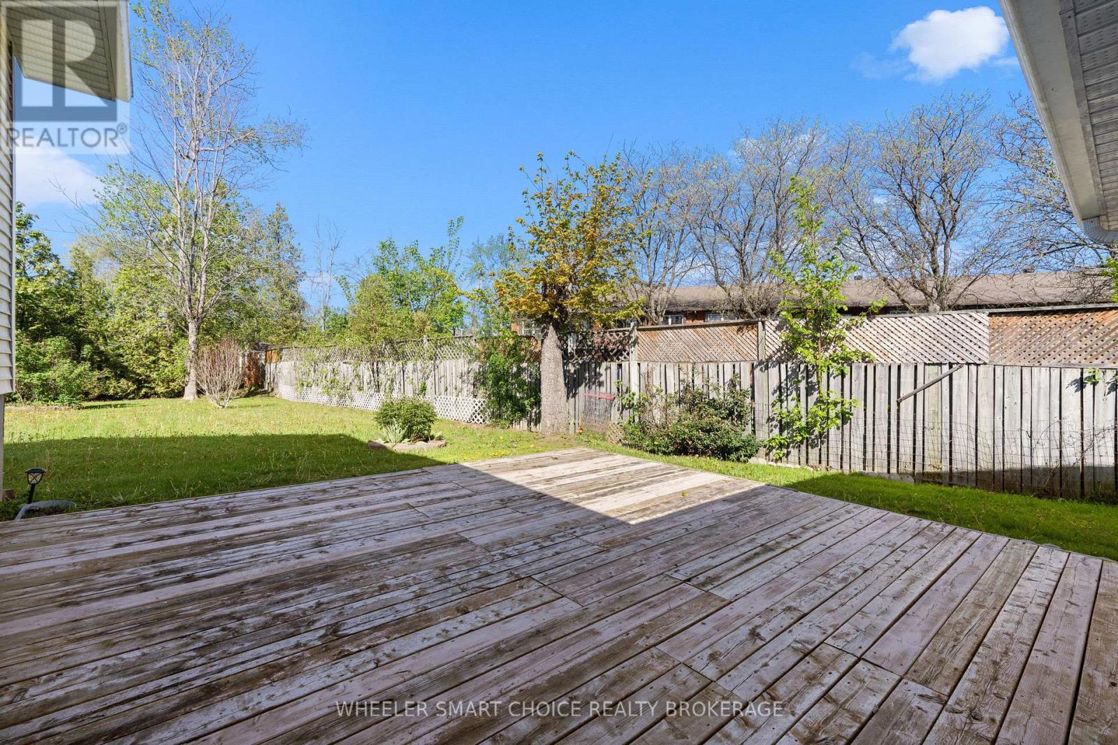37 DICKINSON DRIVE - 45