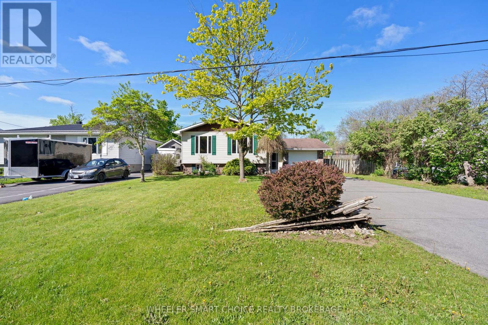 37 DICKINSON DRIVE - 49
