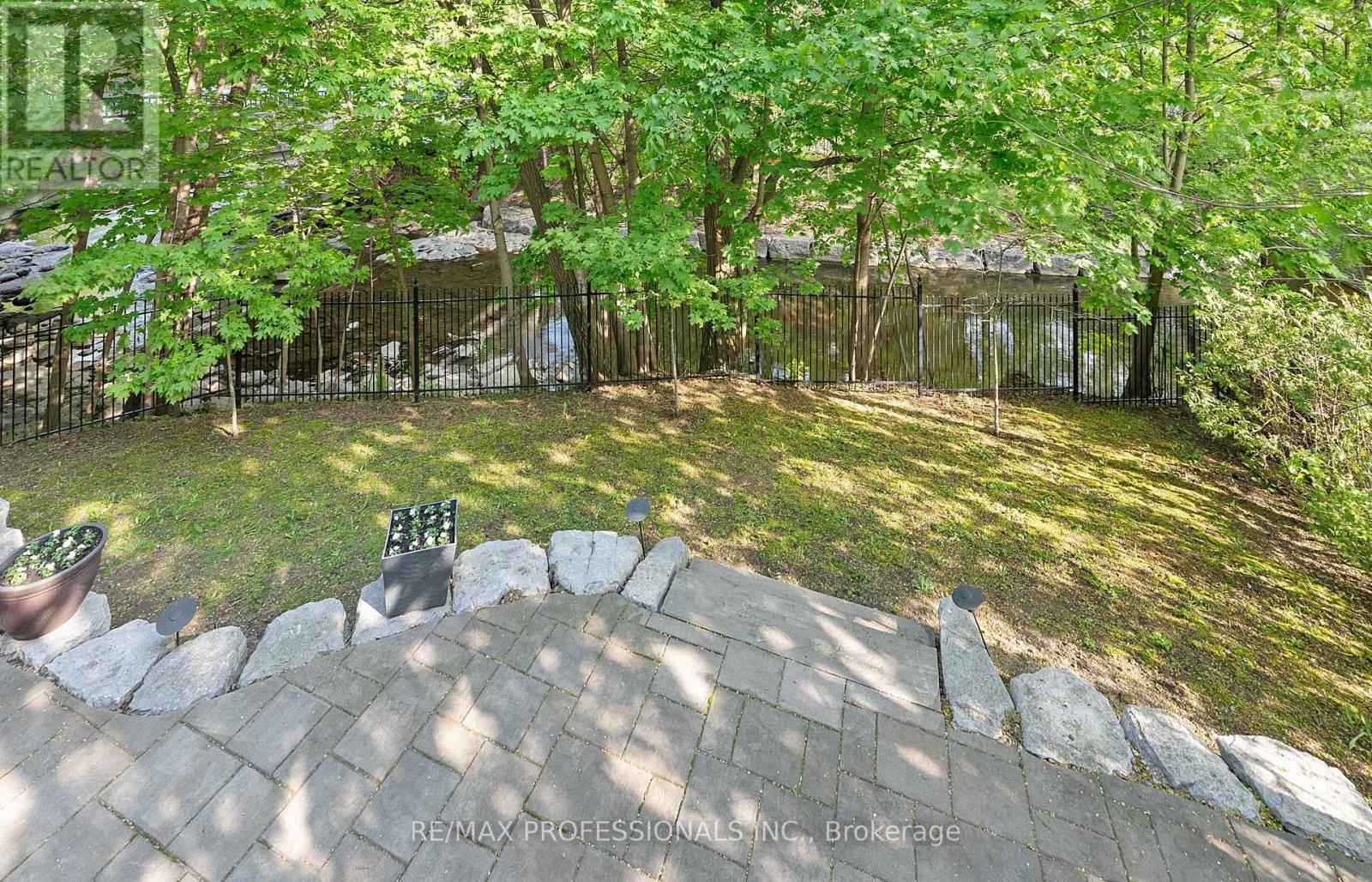 146 THOMPSON AVENUE - 46