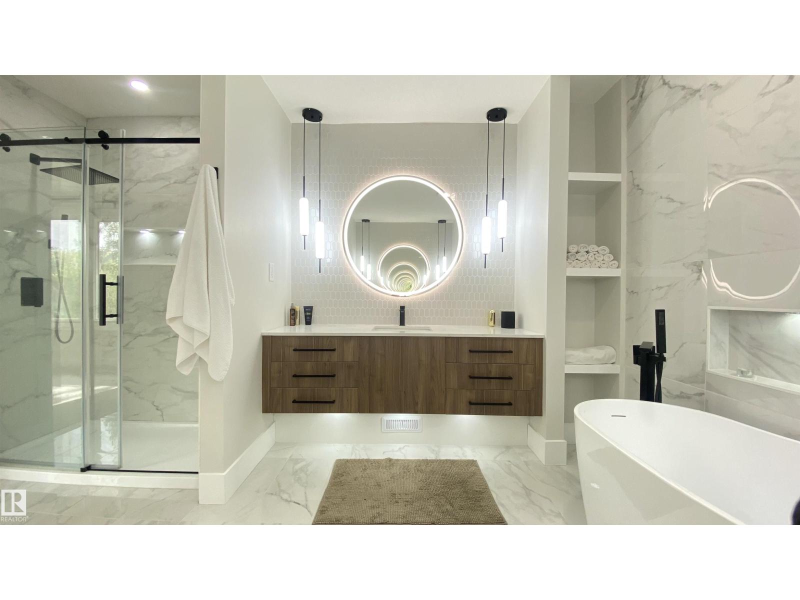 7604 181 ST NW - 3