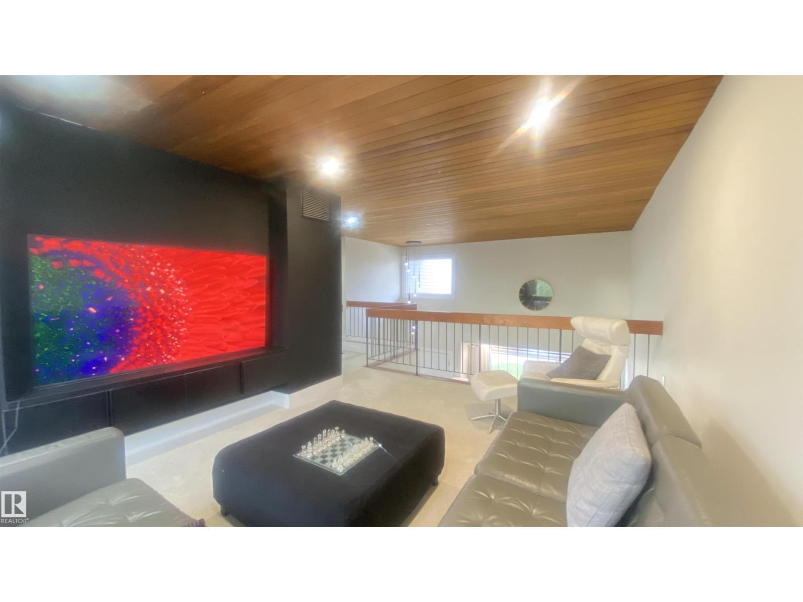 7604 181 ST NW - 17
