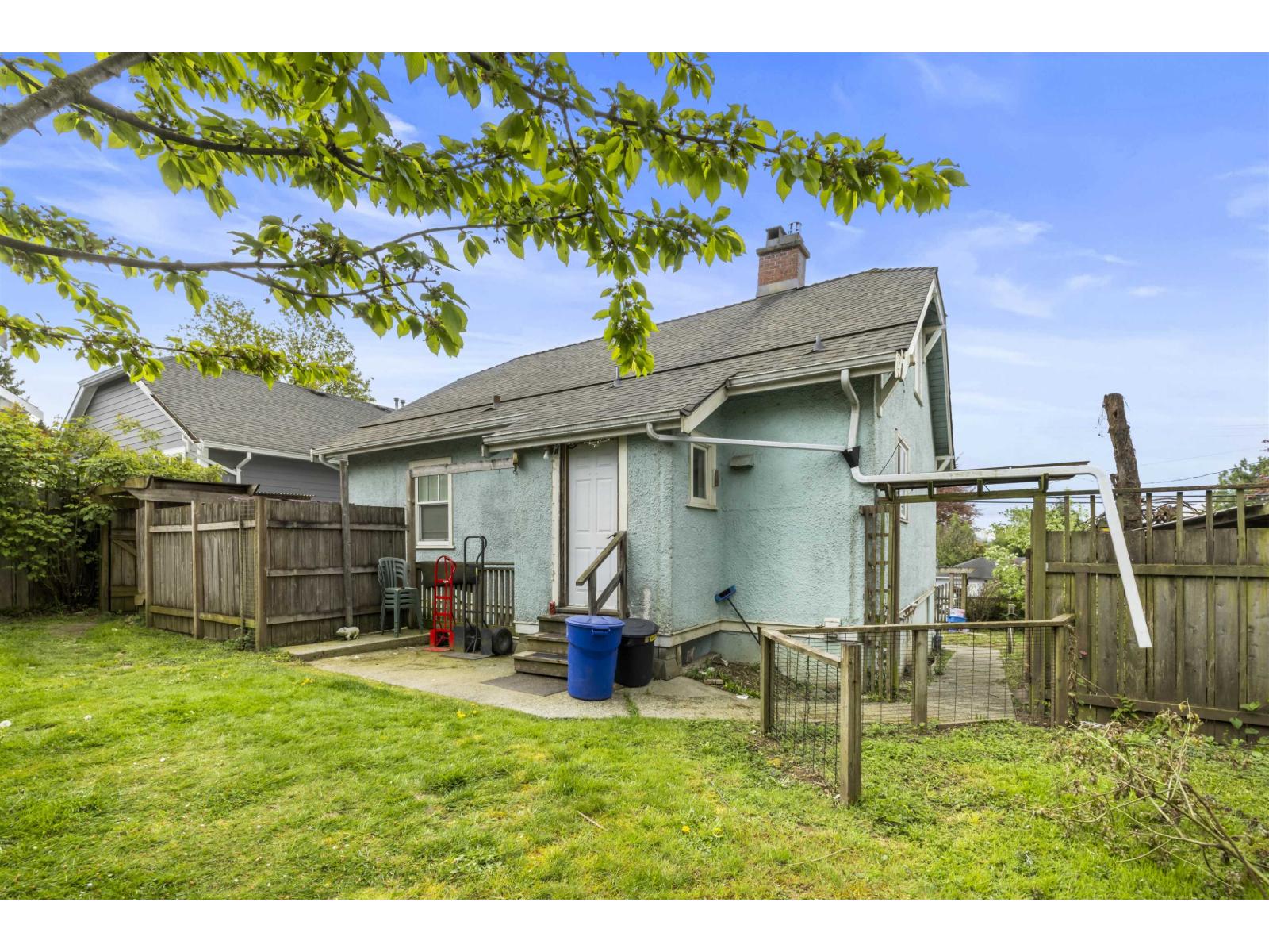 33433 3 AVENUE, Mission