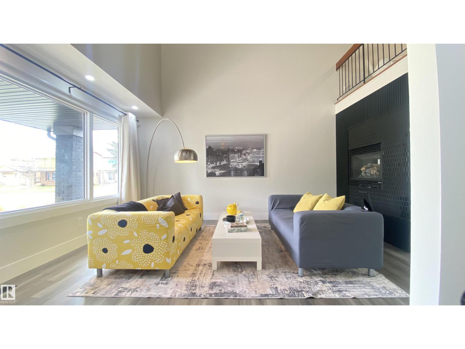 7604 181 ST NW - 6