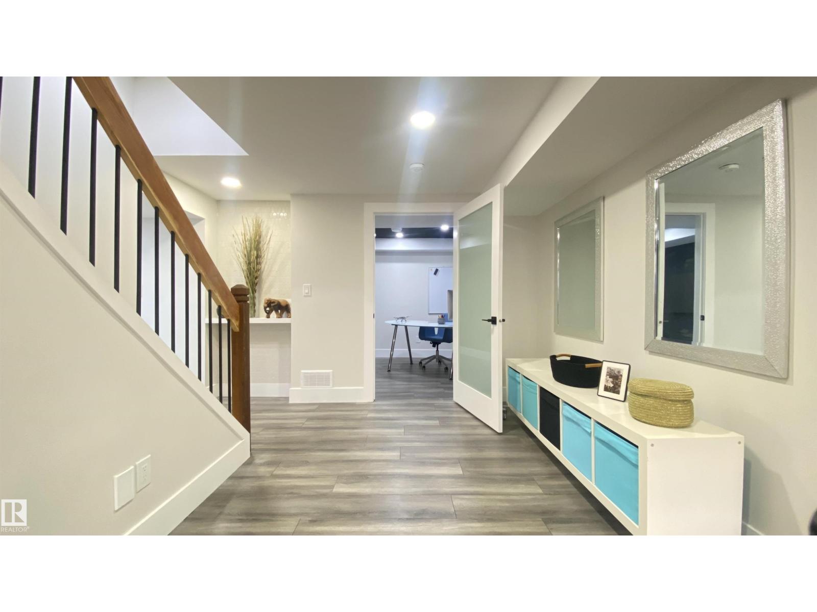 7604 181 ST NW - 35