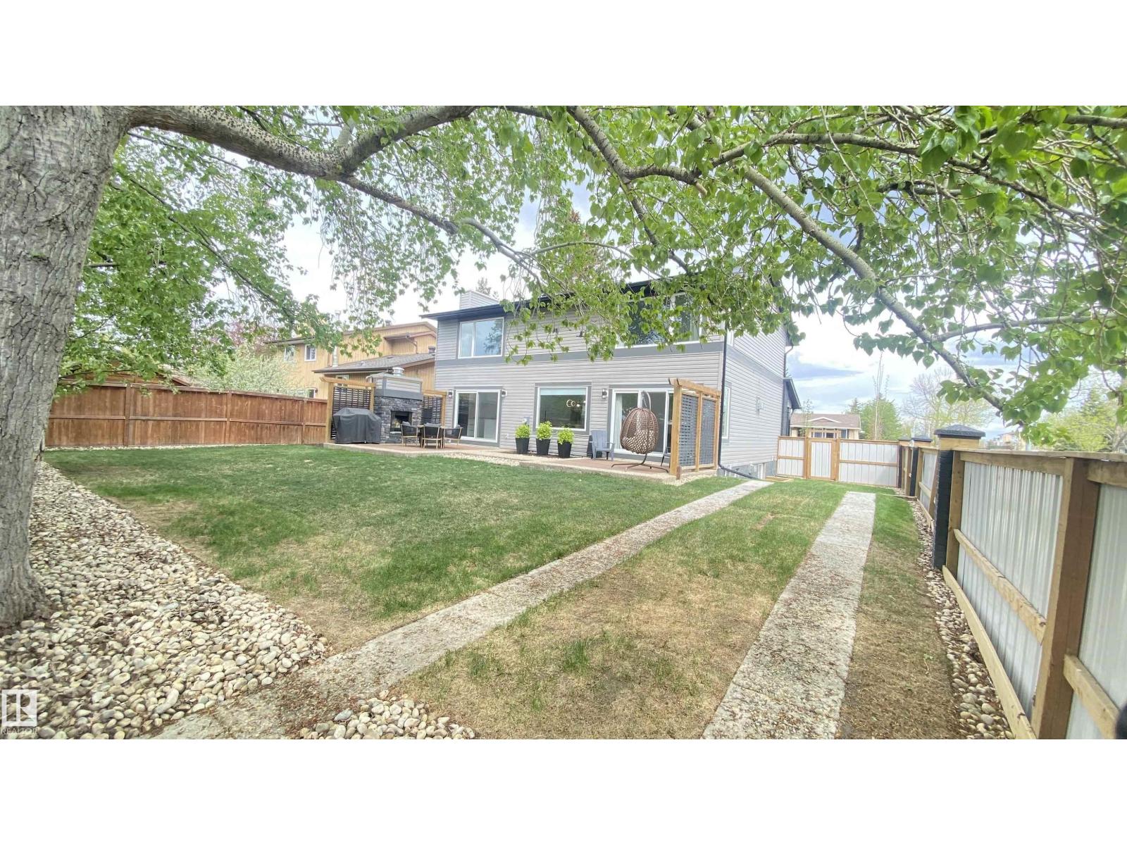 7604 181 ST NW - 41
