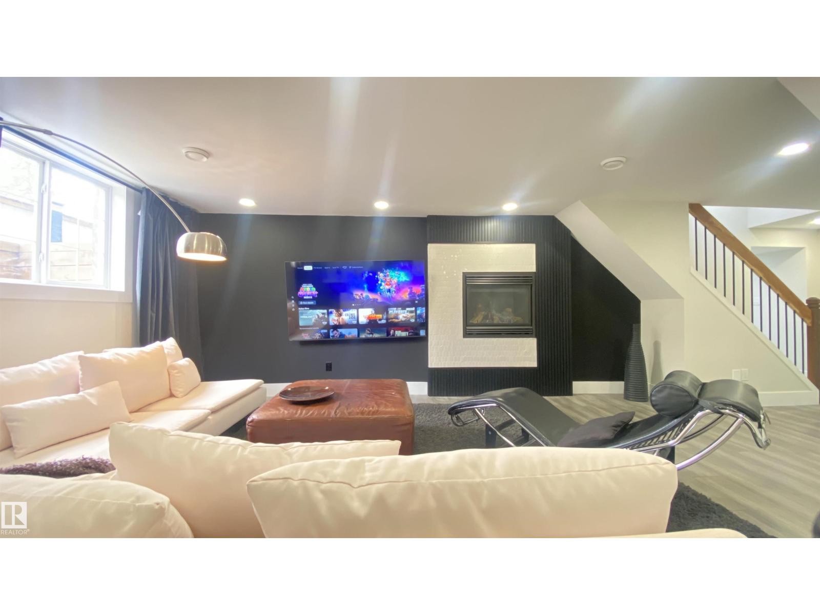 7604 181 ST NW - 34