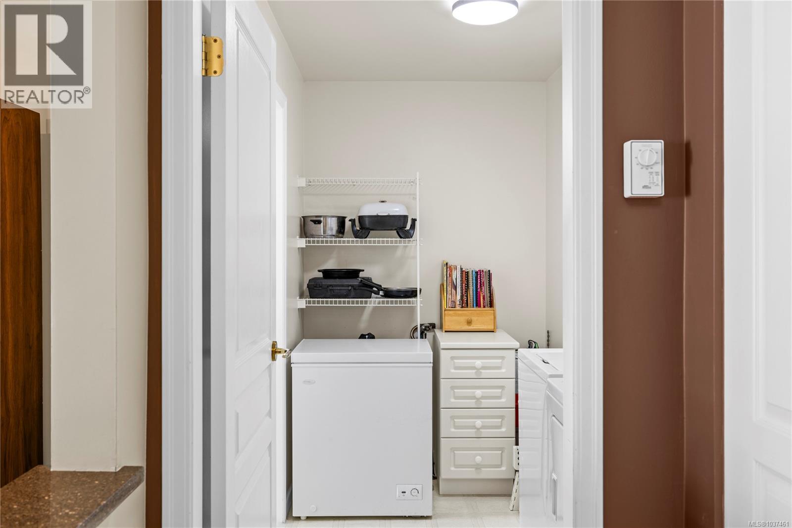 #307 5650 Edgewater Lane - 27