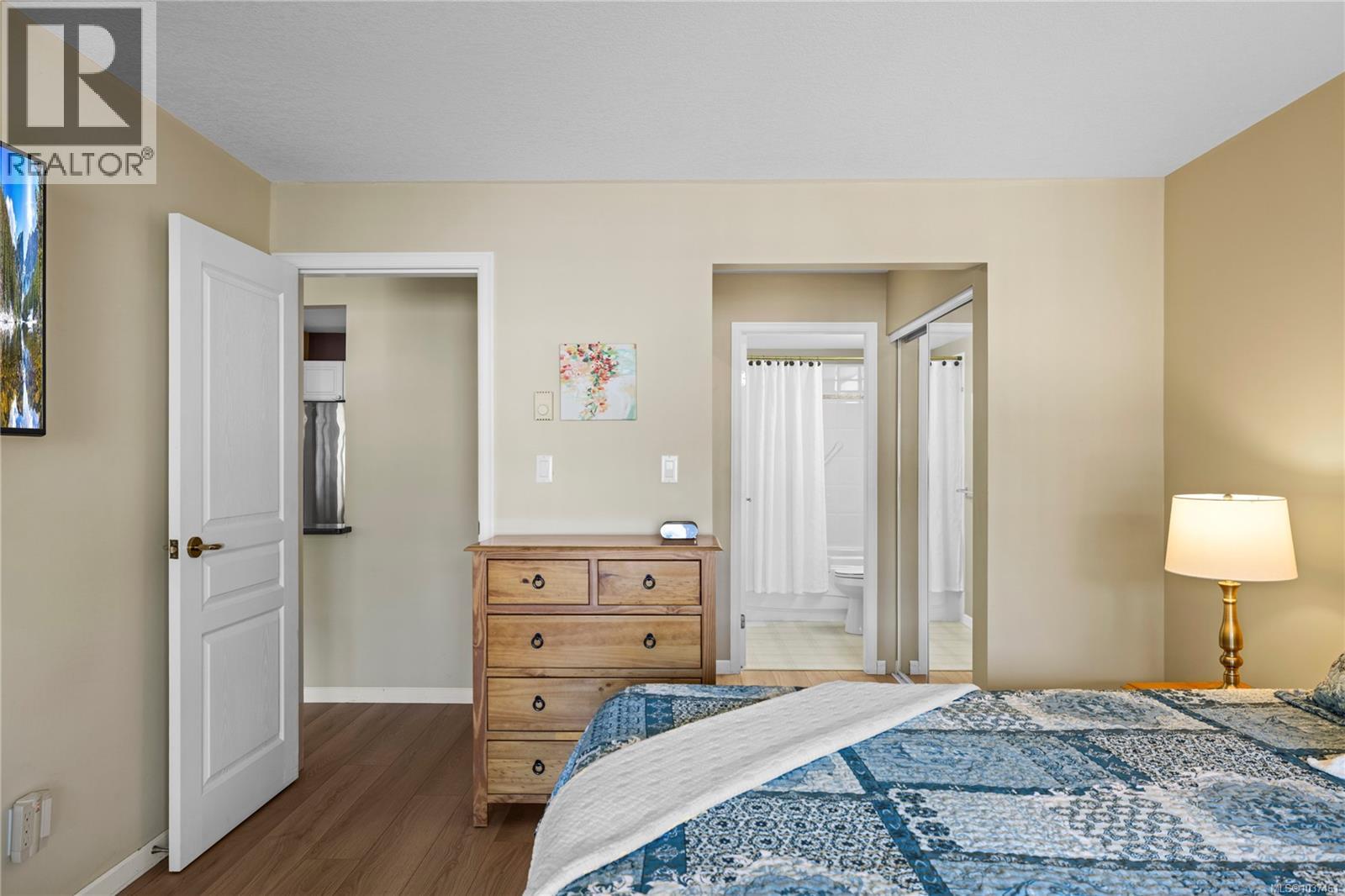 307 5650 Edgewater Lane, Nanaimo