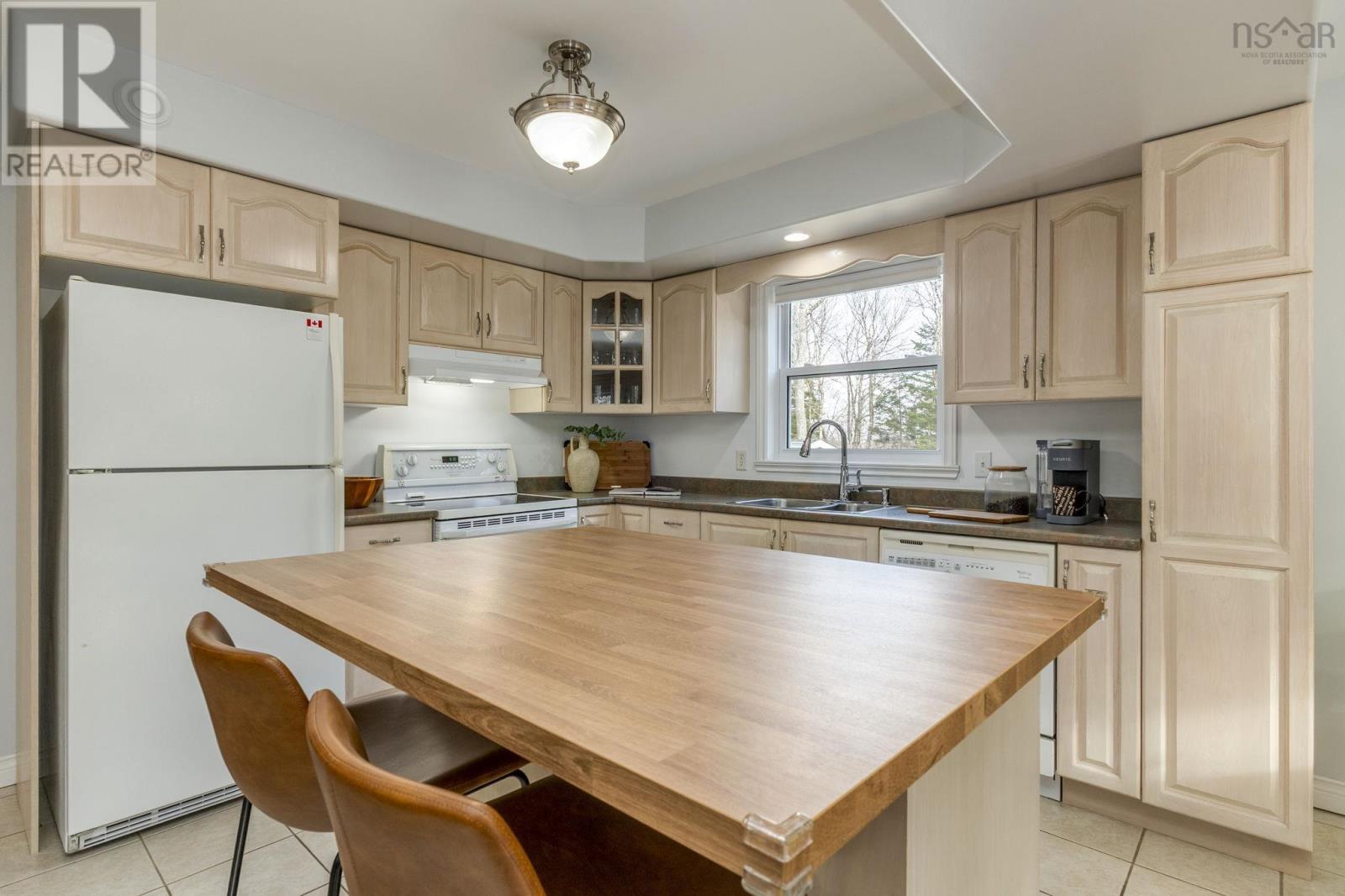 44 Tattenham Crescent - 8