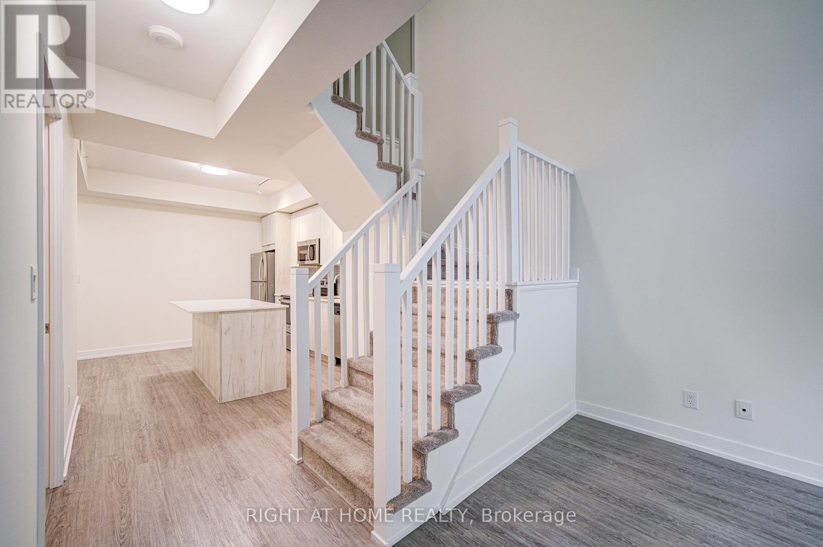 #TH03 1350 KINGSTON ROAD - 12