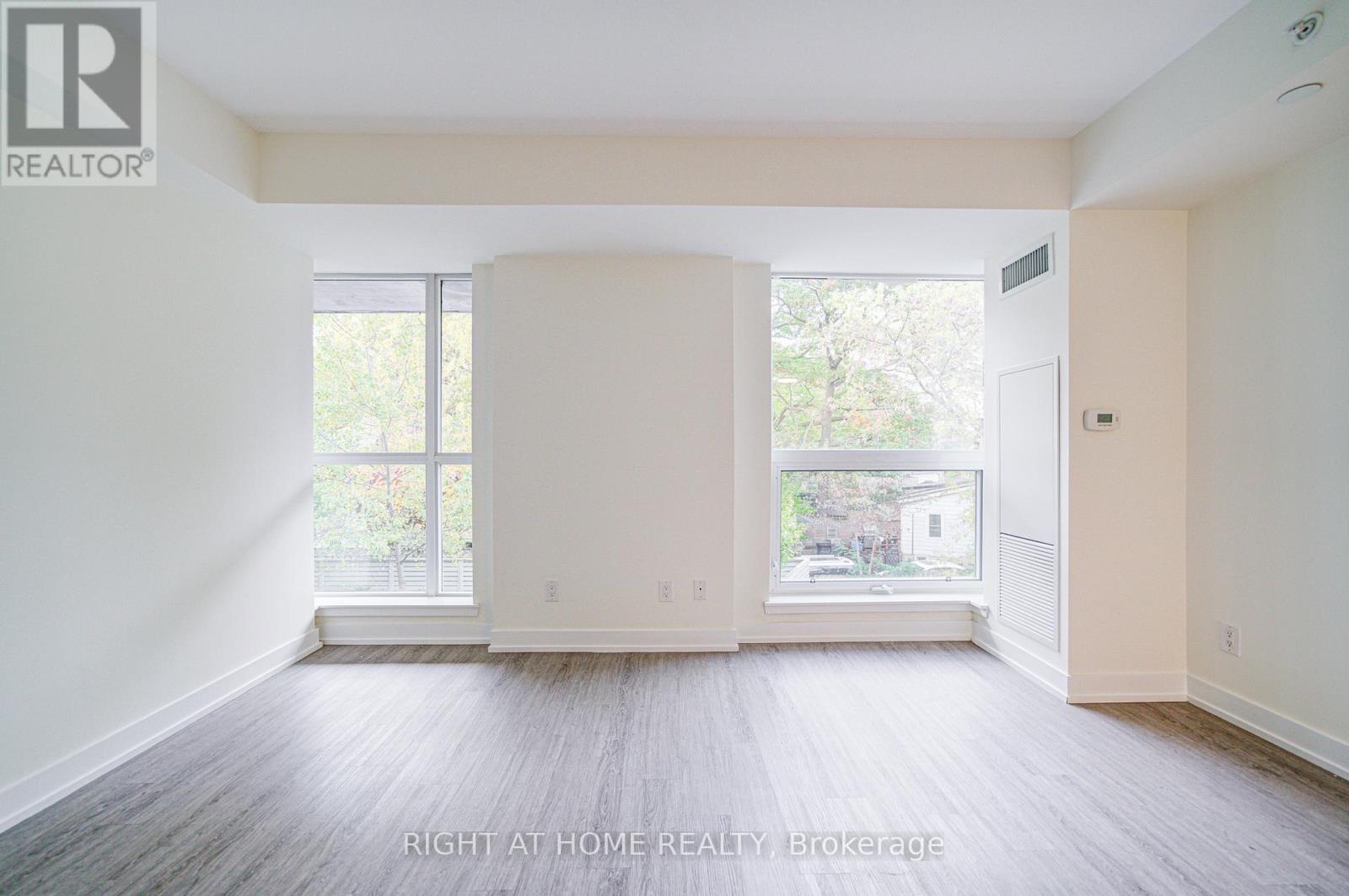 #TH03 1350 KINGSTON ROAD - 27