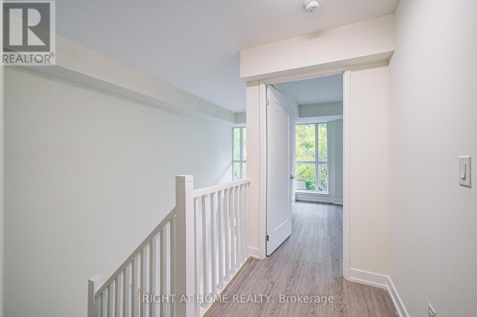 #TH03 1350 KINGSTON ROAD - 29