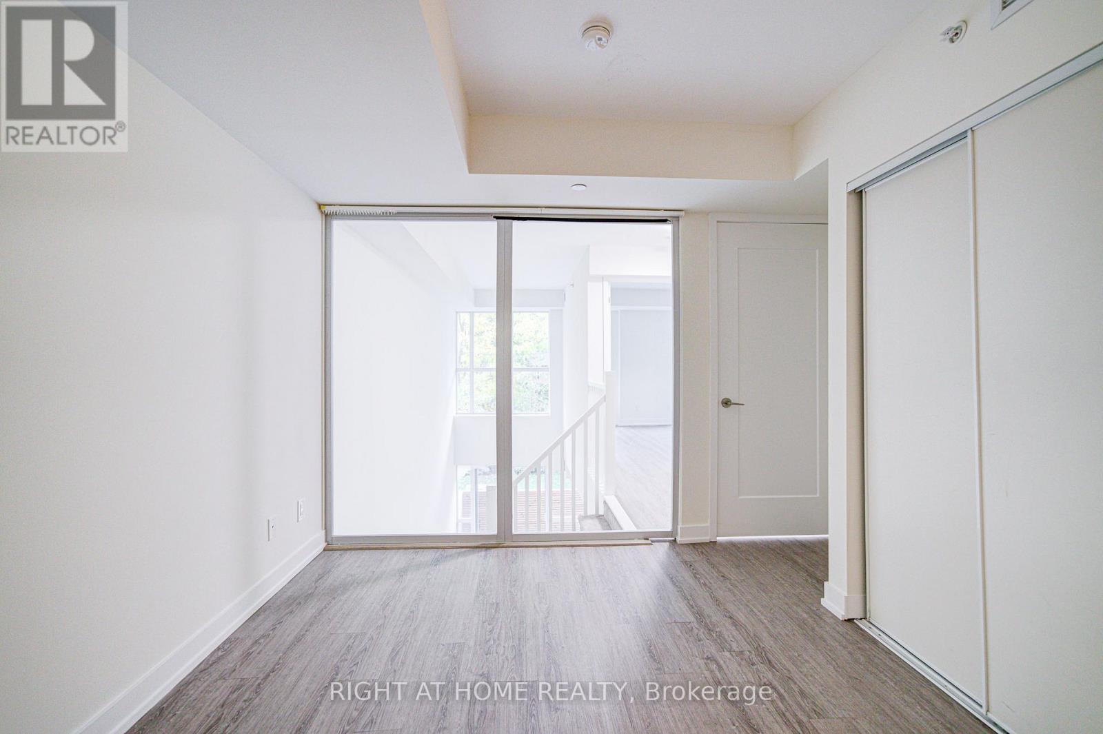 #TH03 1350 KINGSTON ROAD - 32