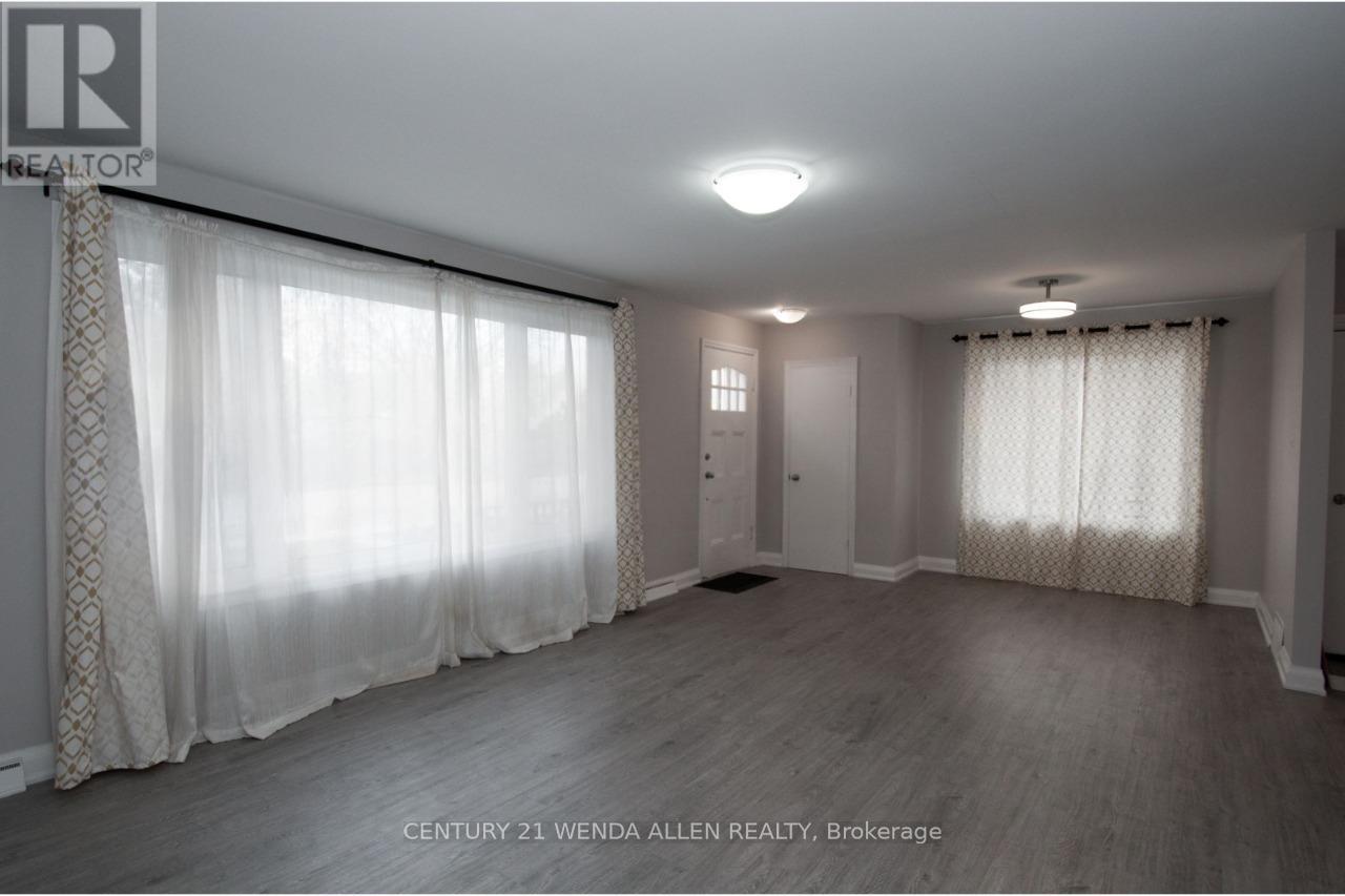 607 MARY STREET W - 6
