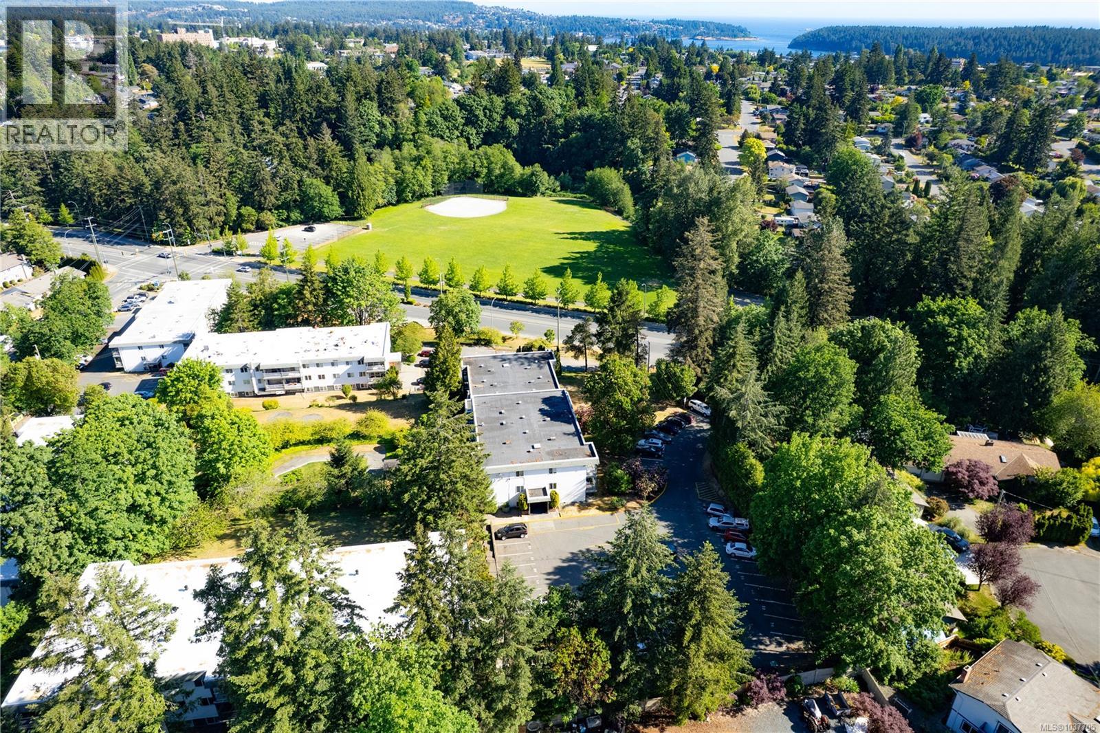 #3107 995 Bowen Rd - 16