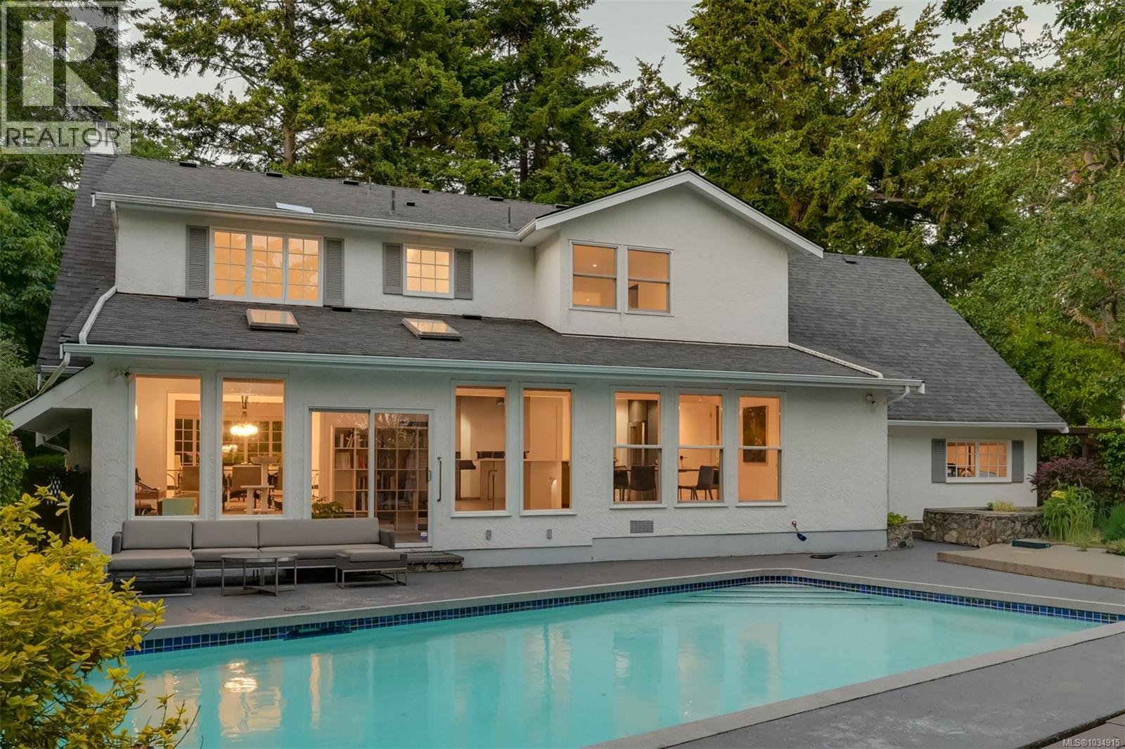 2861 Tudor Ave - 52