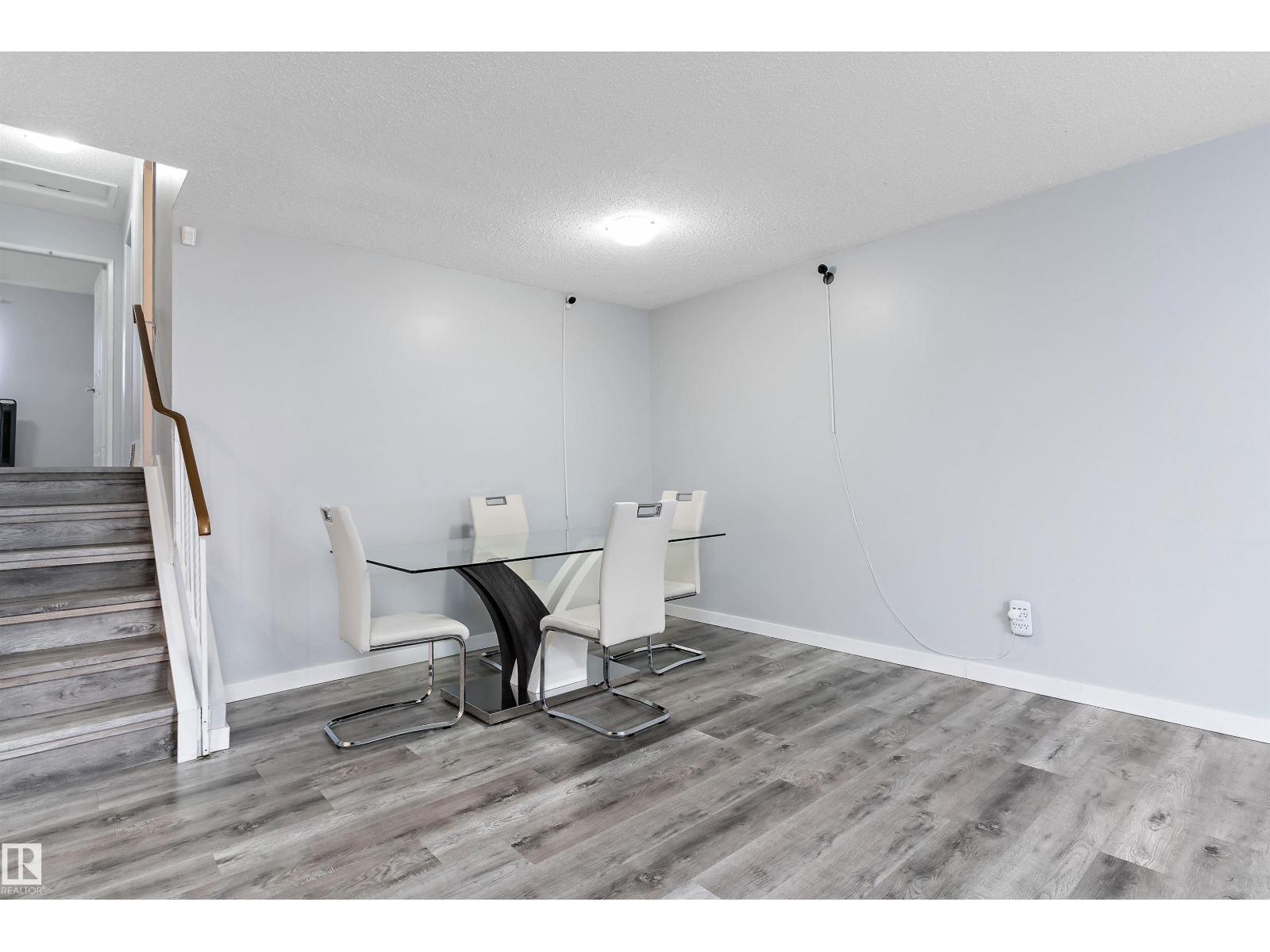 3214 71 ST NW - 4
