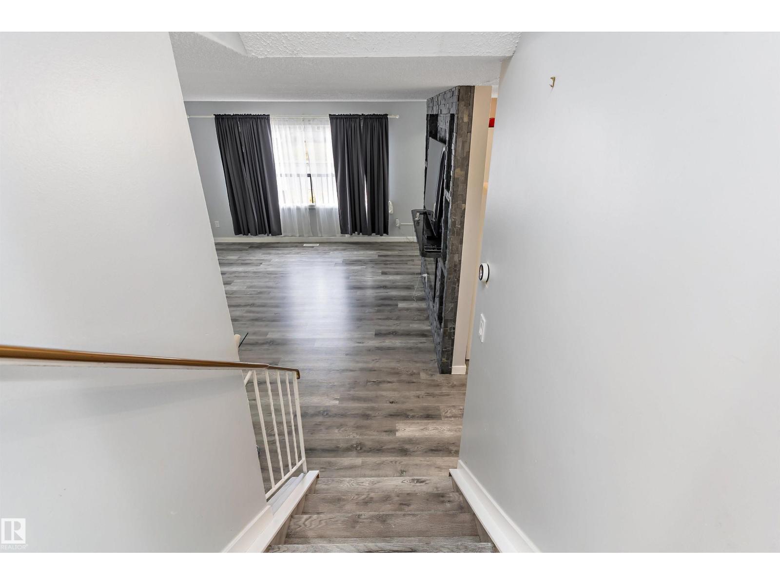 3214 71 ST NW - 9