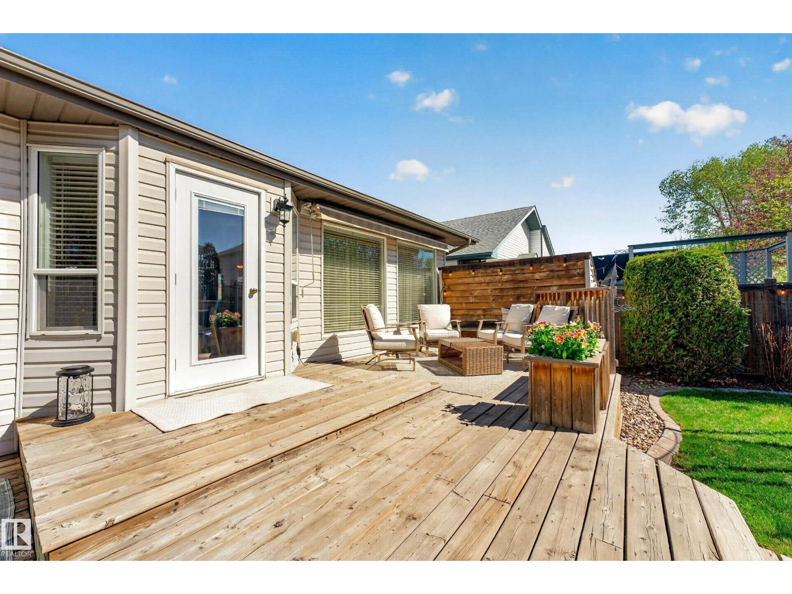 150 DEER RIDGE DR — photo 14