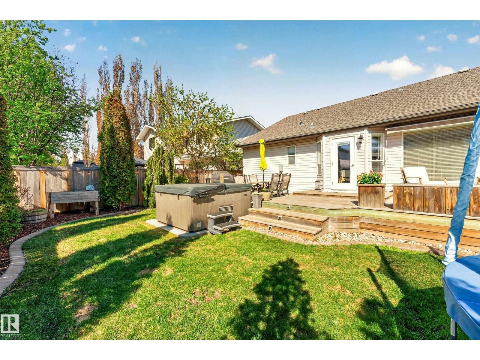 150 DEER RIDGE DR — photo 16