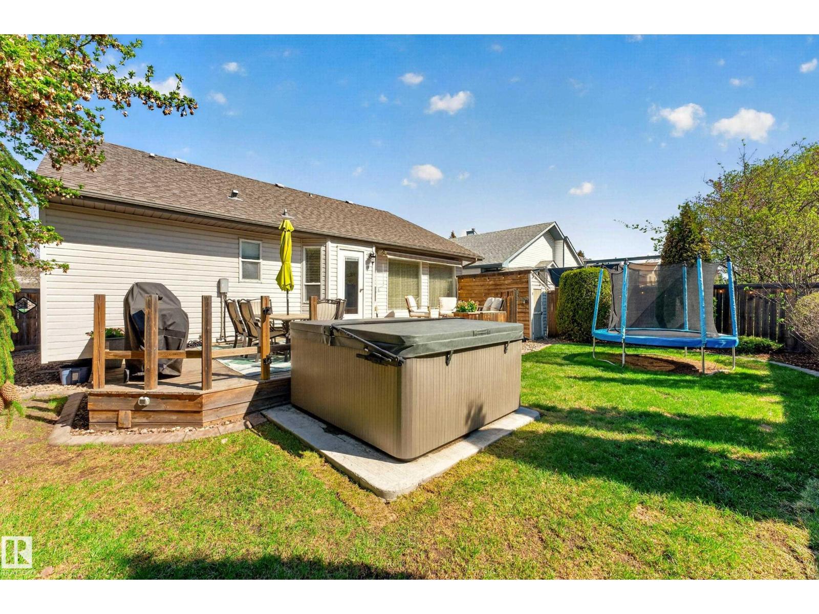 150 DEER RIDGE DR — photo 18