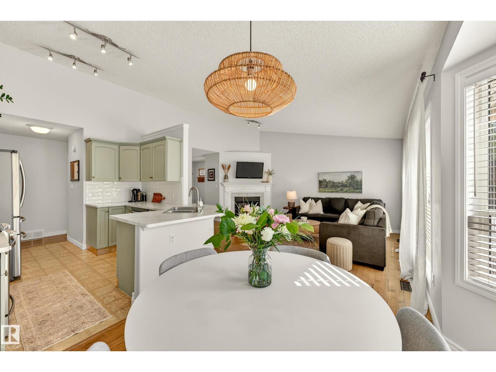 150 DEER RIDGE DR — photo 22