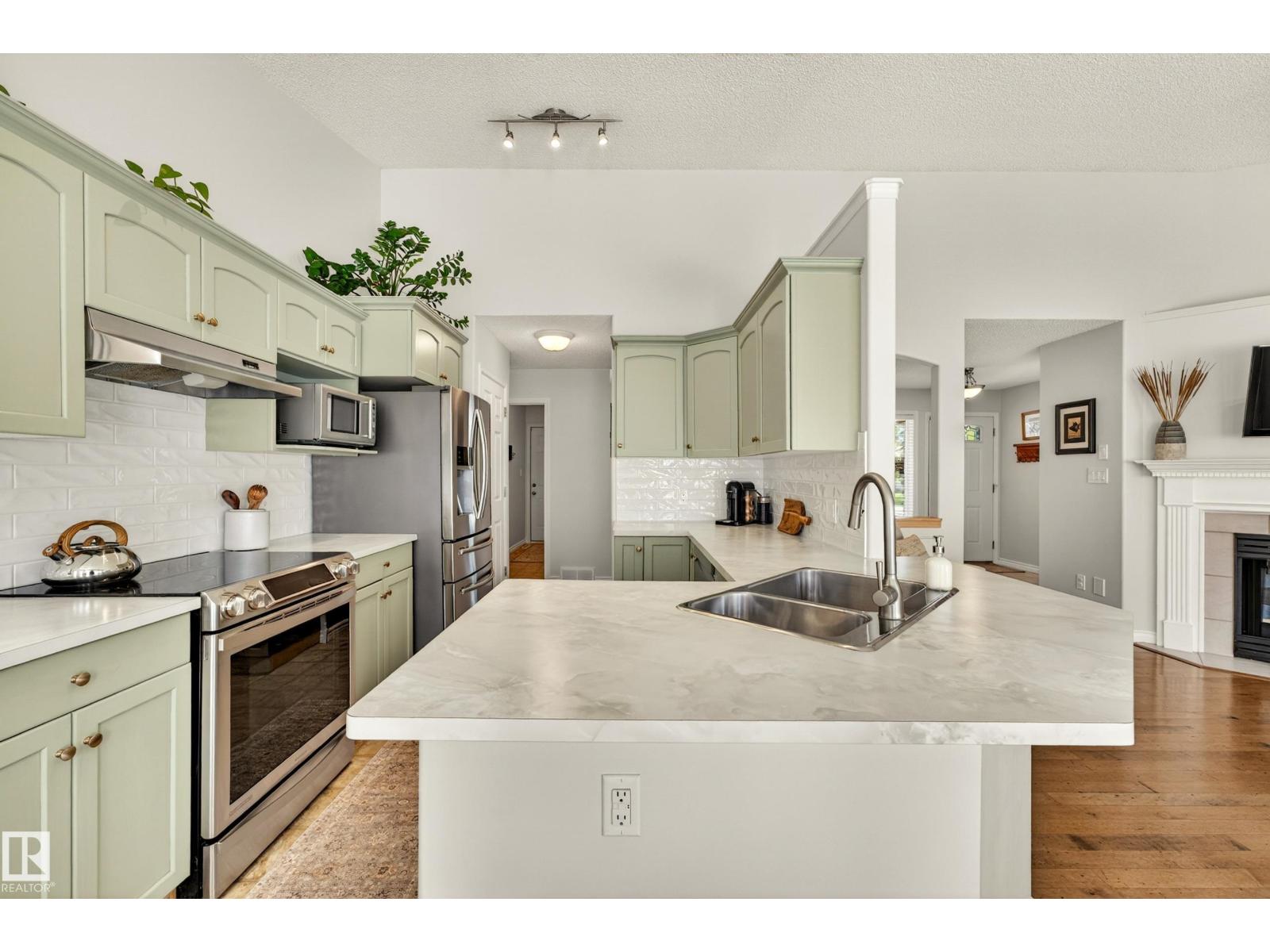150 DEER RIDGE DR — photo 24
