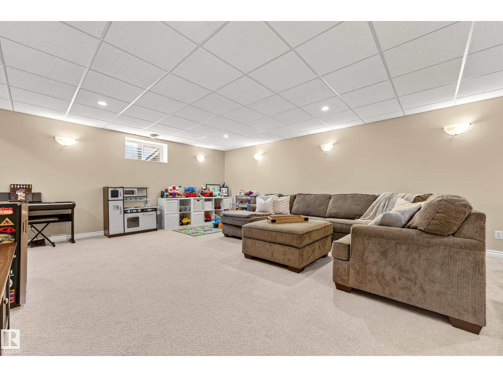 150 DEER RIDGE DR — photo 38