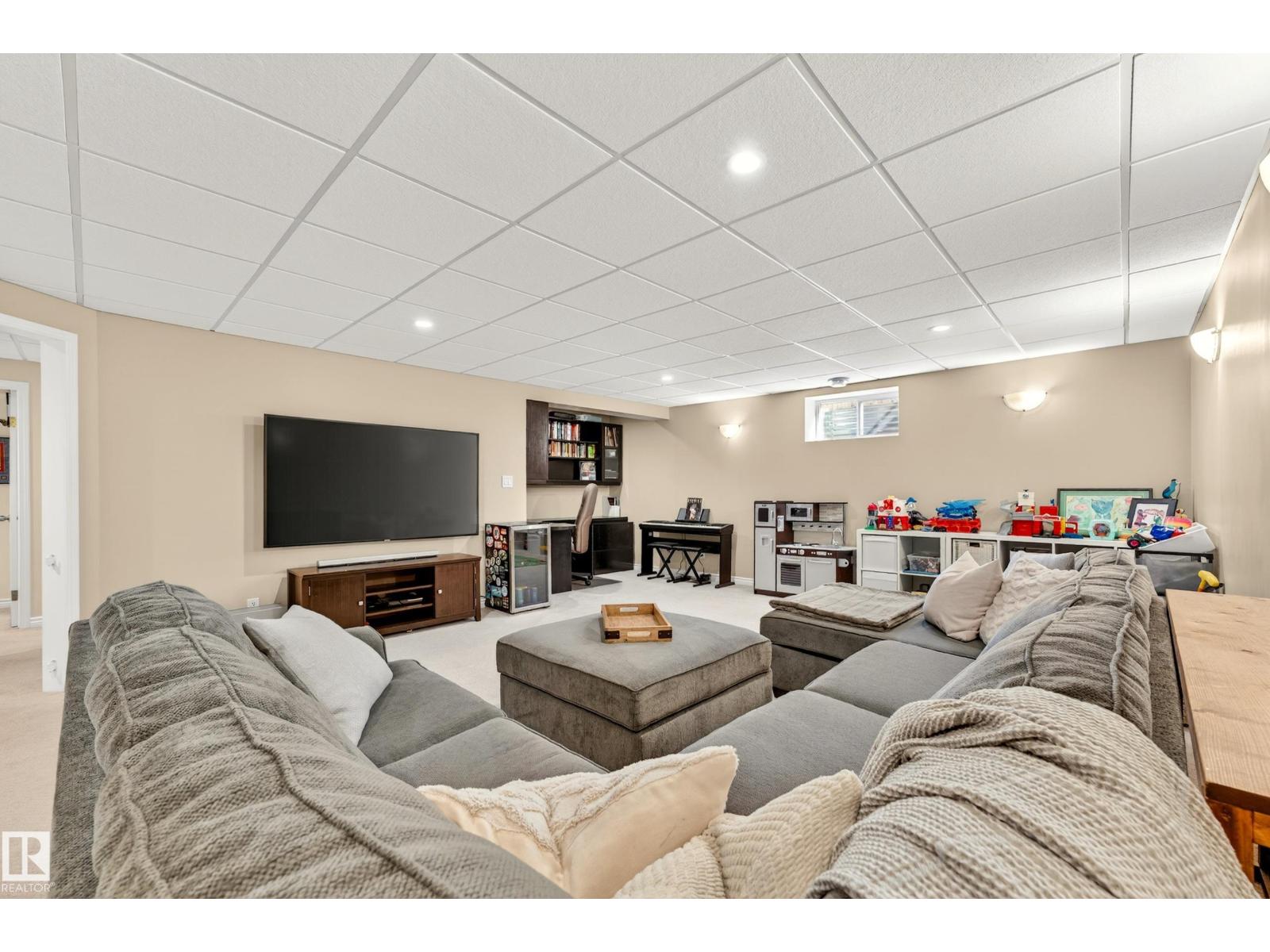 150 DEER RIDGE DR — photo 39