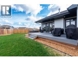 7302 37 Street Close, Lloydminster, AB T9V3P7 Photo 39