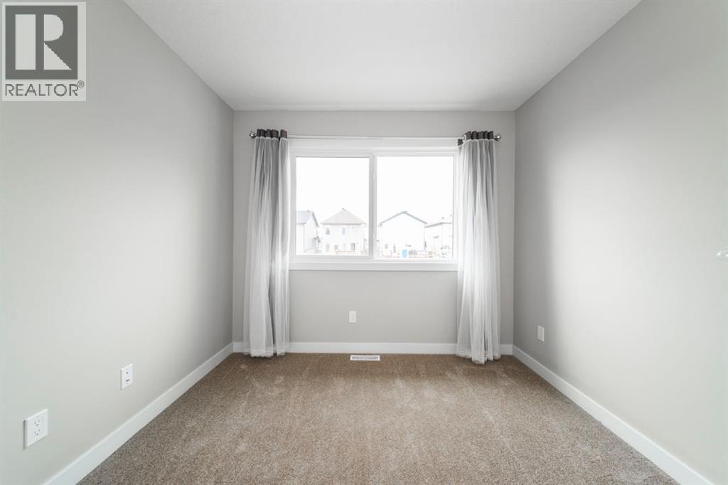 128 Dehoog Crescent, Fort McMurray