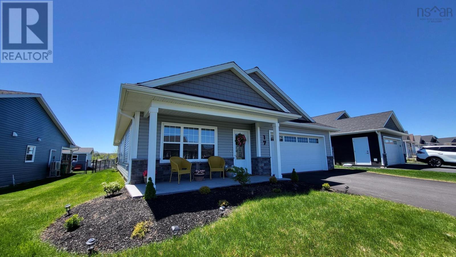 Property photo of 17 Community Way
