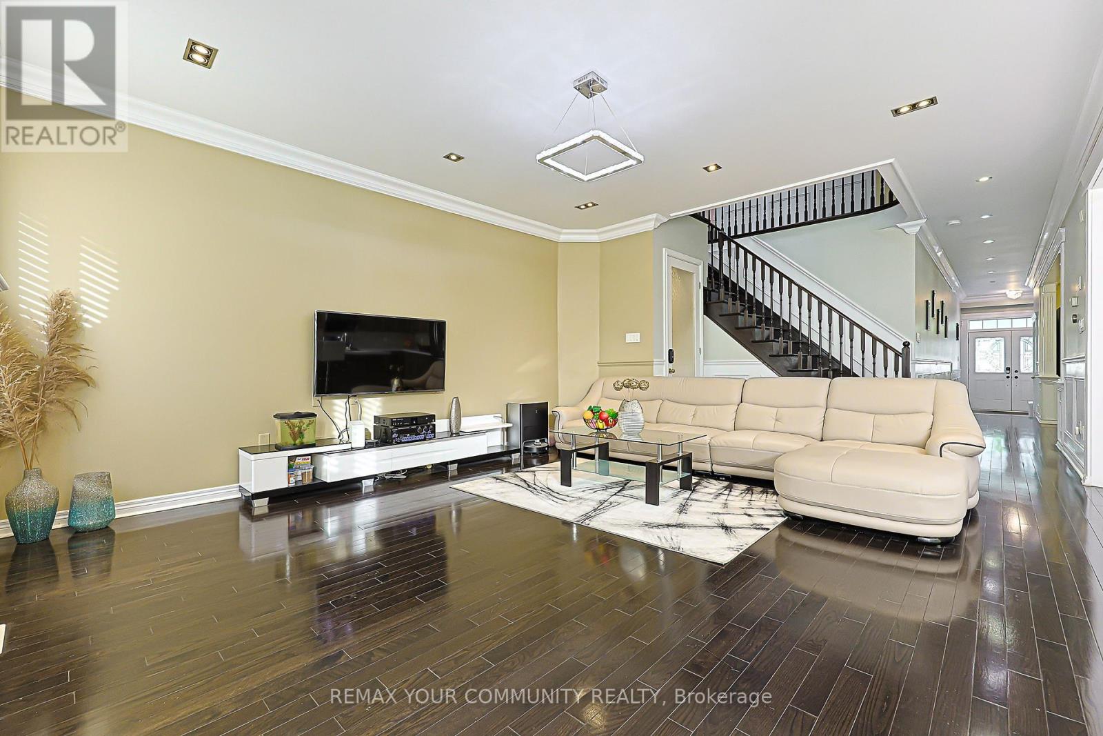 16 FOSHAN AVENUE - 7