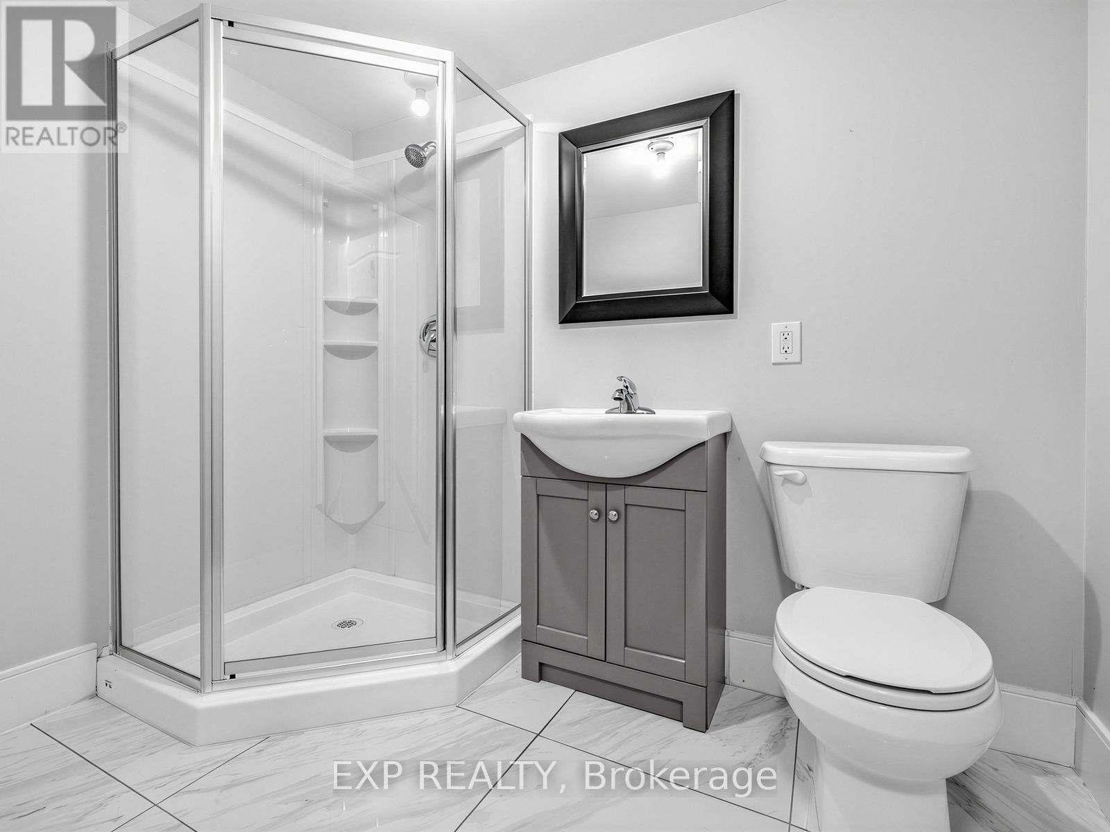 193 FAIRLANE CRESCENT - 25