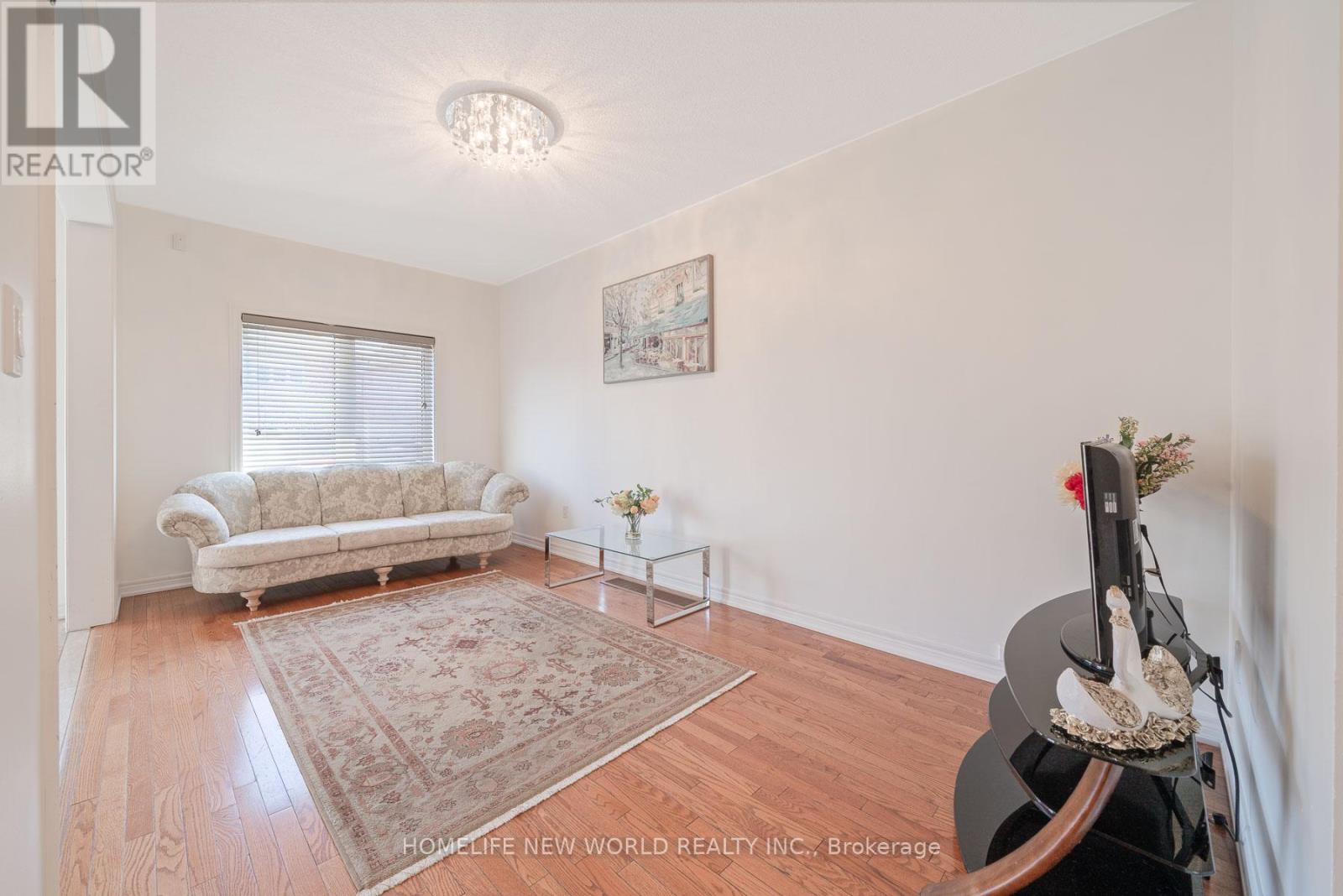 47 OZNER CRESCENT - 11