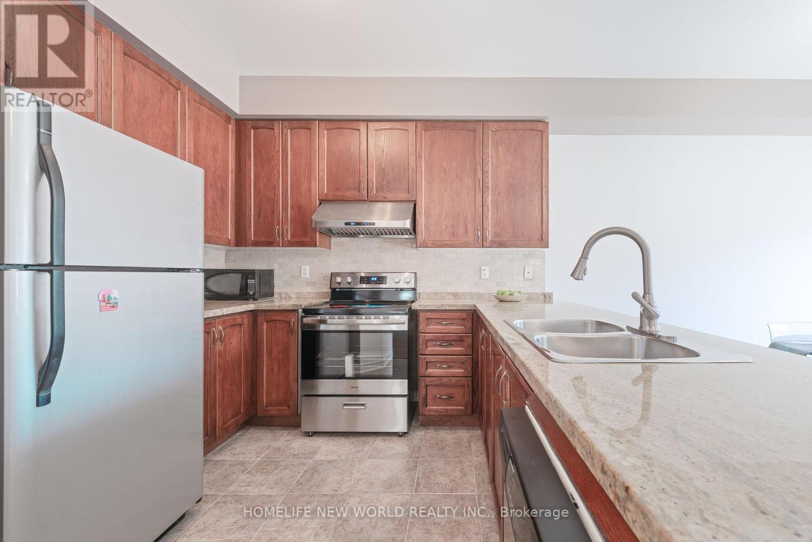 47 OZNER CRESCENT - 6