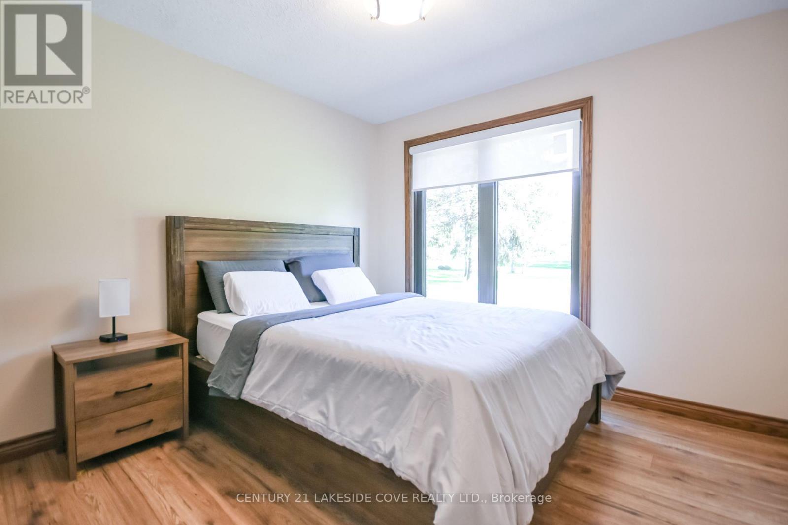 16 THICKETWOOD PLACE - 27