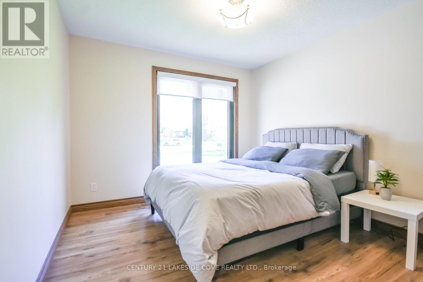 16 THICKETWOOD PLACE - 28