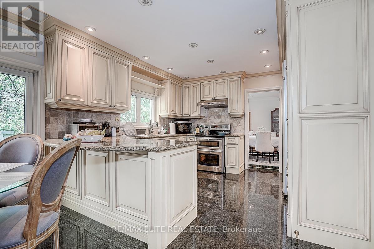 88 OLD COLONY ROAD - 18