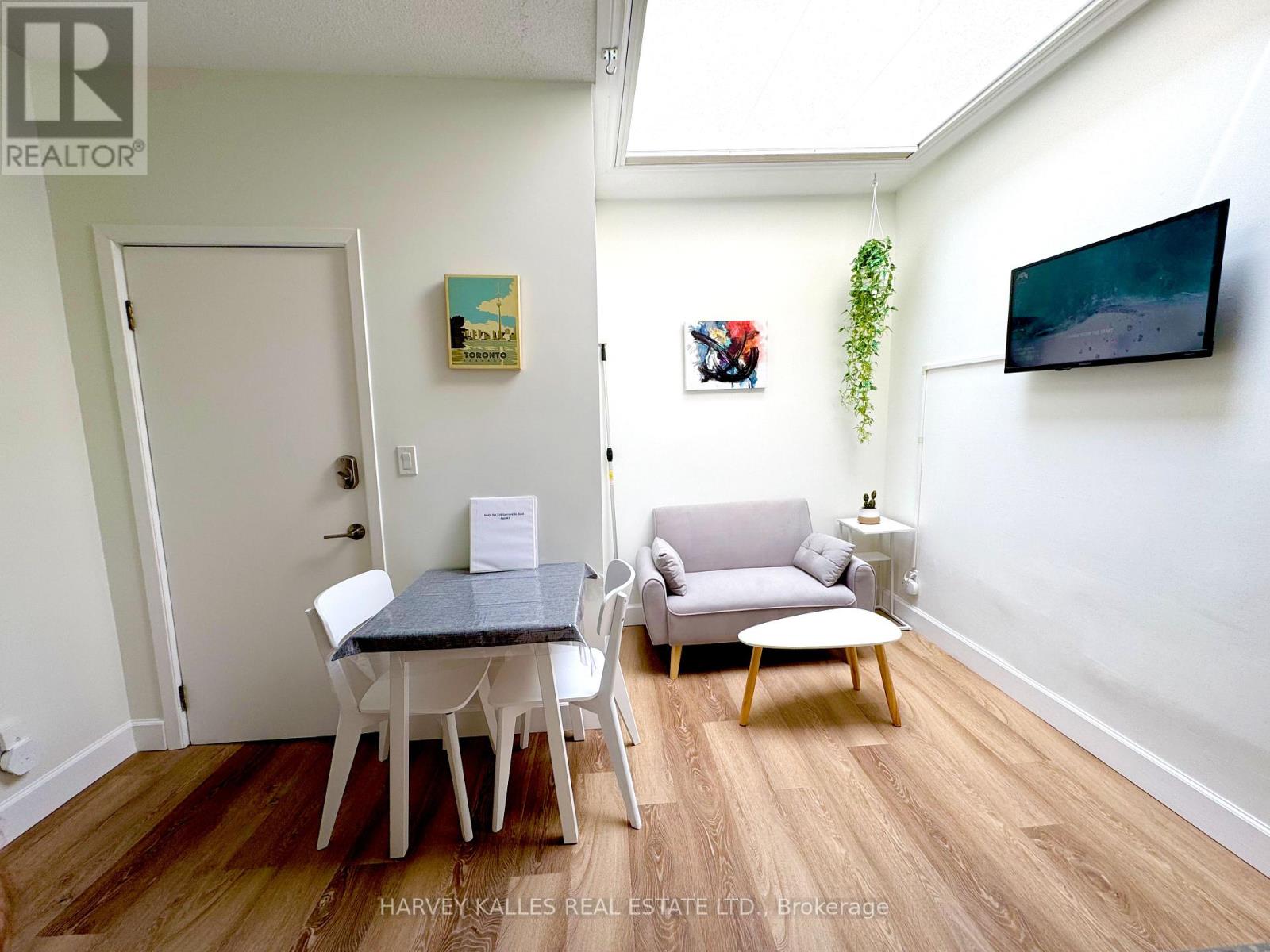 210 GERRARD STREET E - 46