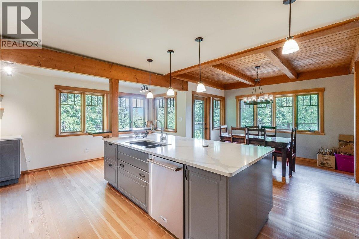 3630 MOUNTAIN VIEW Road - 10